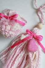 Load image into Gallery viewer, Heart Tassel &amp; Pom Set
