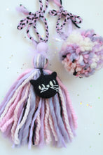 Load image into Gallery viewer, Spooky Kitty Tassel &amp; Pom Set