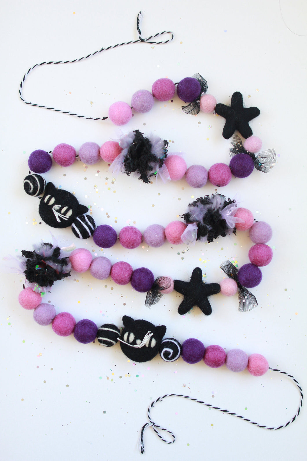 Spooky Kitty Garland