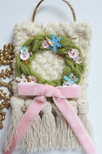 Load image into Gallery viewer, Wreath Ornament