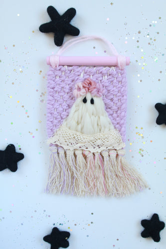 Boho Ghostie w/Lace