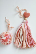 Load image into Gallery viewer, Heart Tassel &amp; Pom Set