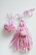 Load image into Gallery viewer, Heart Tassel &amp; Pom Set