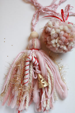 Candy Cane Tassel & Pom Set