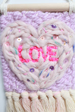 Load image into Gallery viewer, Mini Heart Weaving
