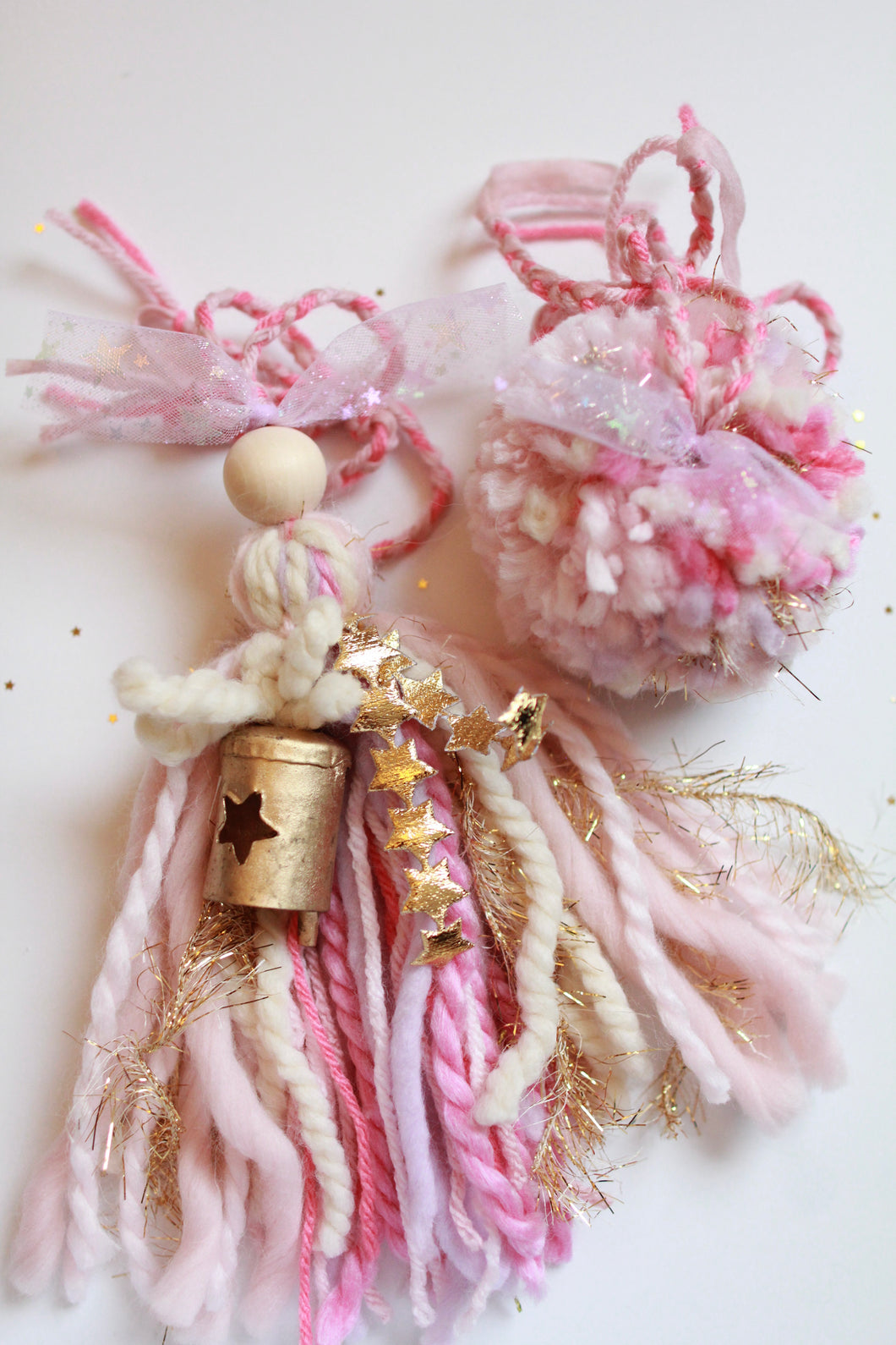 Holiday Tassel & Pom Set