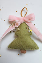 Load image into Gallery viewer, Felt Tree Ornament