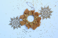 Load image into Gallery viewer, (SINGLE) Sequin Boho Macrame Ornament